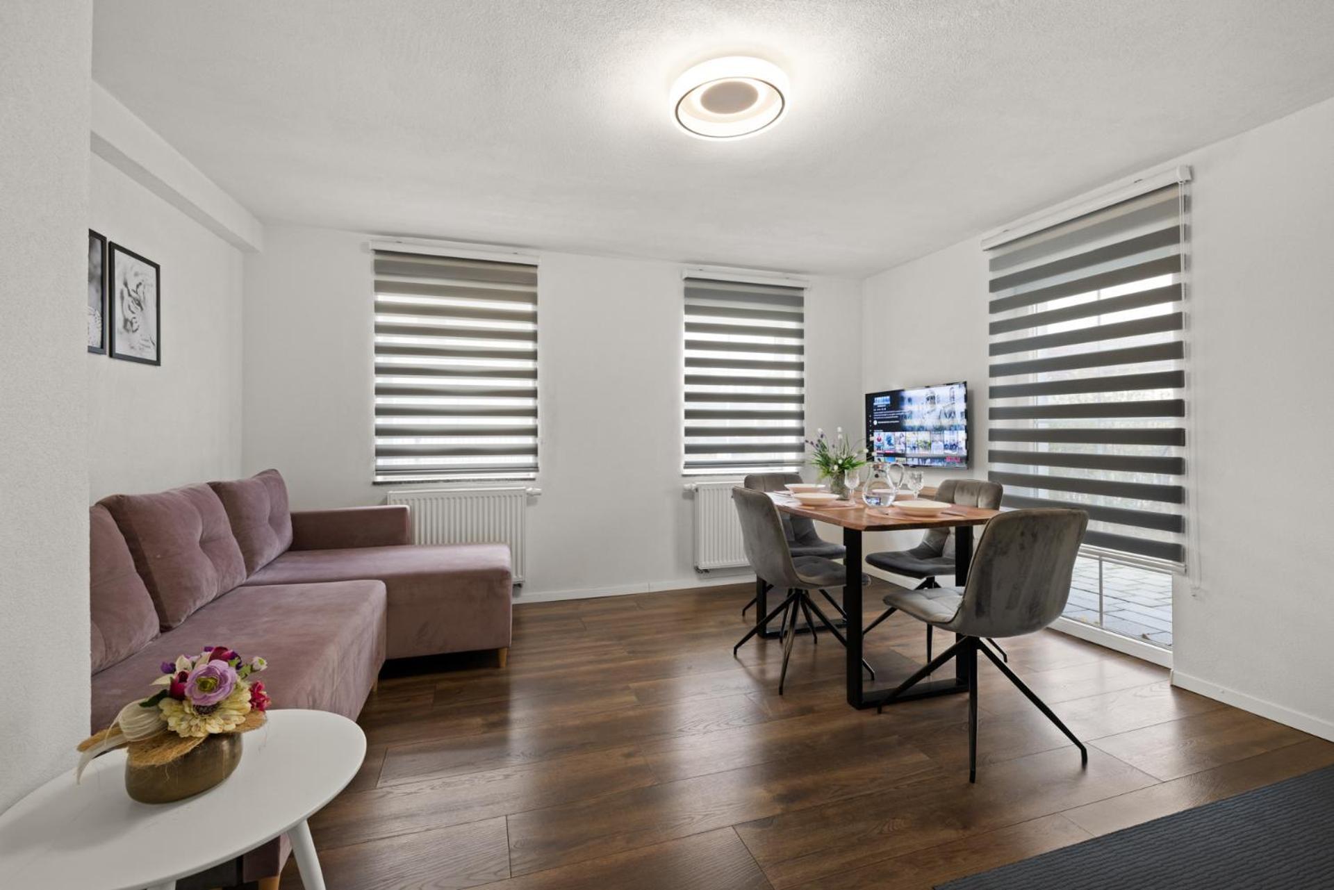 Adn - Netflix - Modern And Smart Apartamento Günzburg