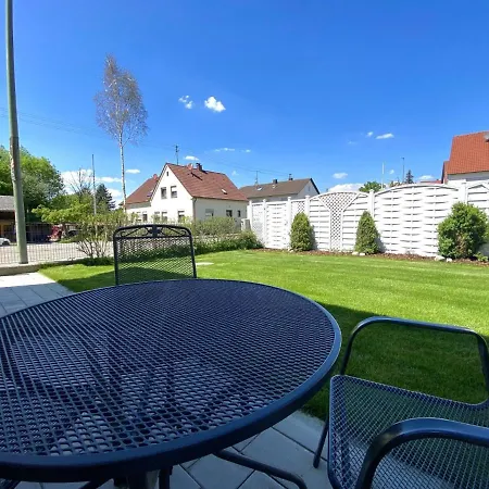 Adn Suites - Netflix - Modern And Smart Guenzburg Exterior photo