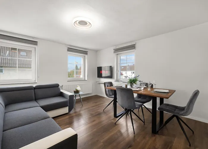 Adn Suites - Netflix - Modern And Smart